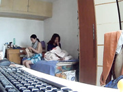 【360摄像头破解】TP两位合租房的美眉起床换衣全过程