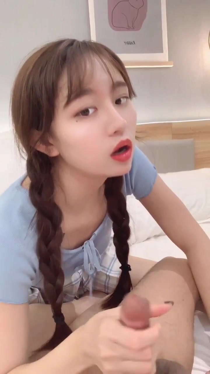 广州美术学院极品妹子受不了叫爸爸 7