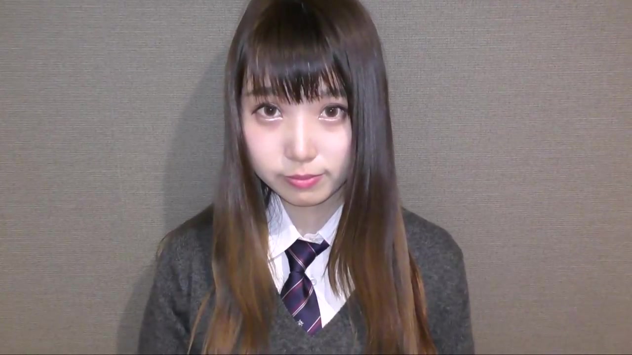 清纯19岁水灵漂亮学生妹酒店援交无毛一线天馒头B粉嫩嫩润滑液超多中出内射很有撸点