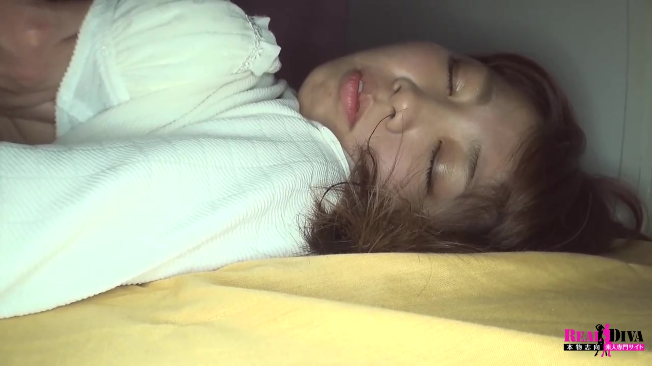 怪盗迷J系列大奶白嫩漂亮女白领被晕倒扒光各种玩弄内射中出粉嫩嫩蜜穴