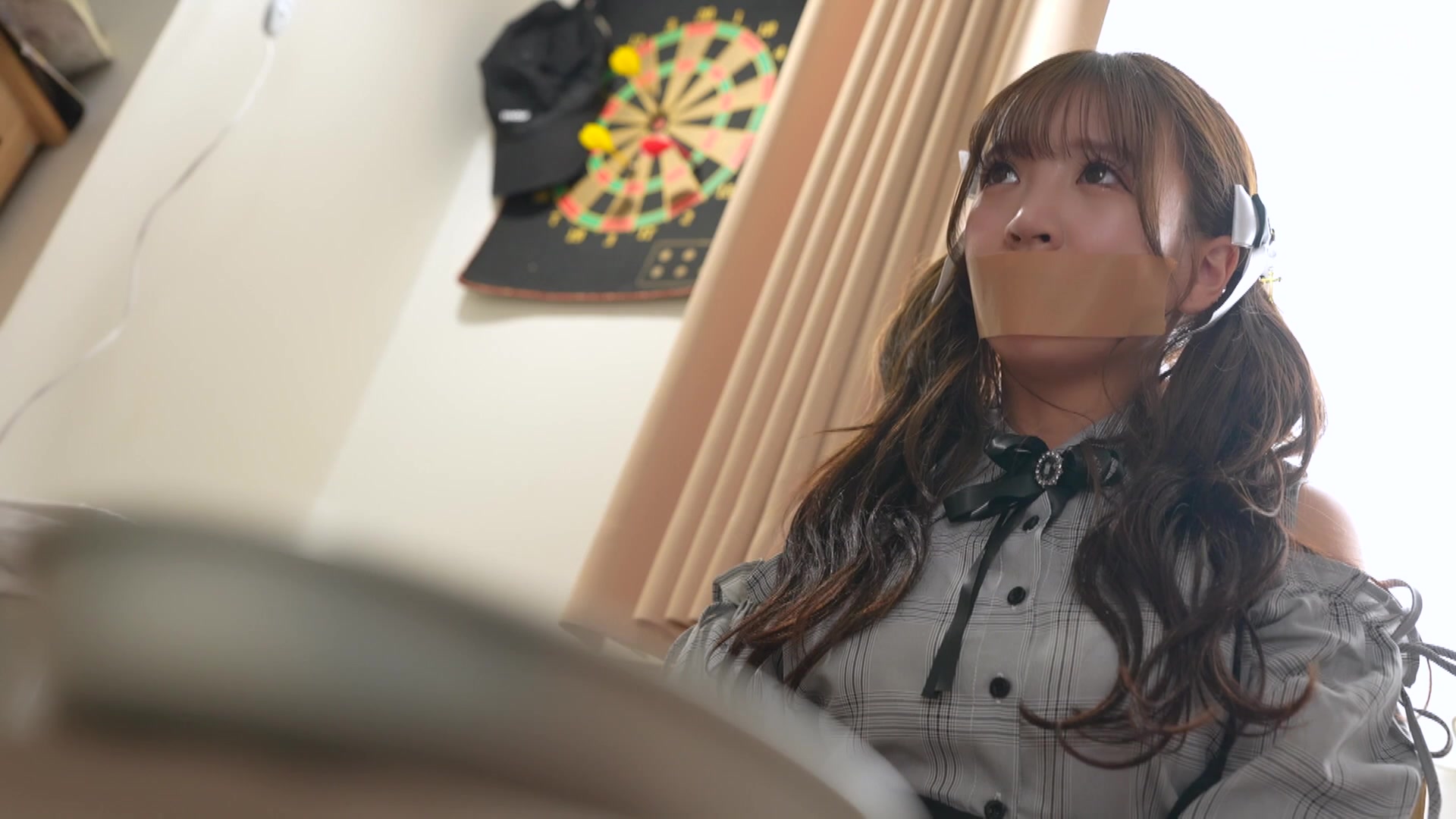 [REAL-931] ごっくん飼育。心が廃れた美少女はオジの愛ある調教と暖かい精液に父性を見出し - 2of5