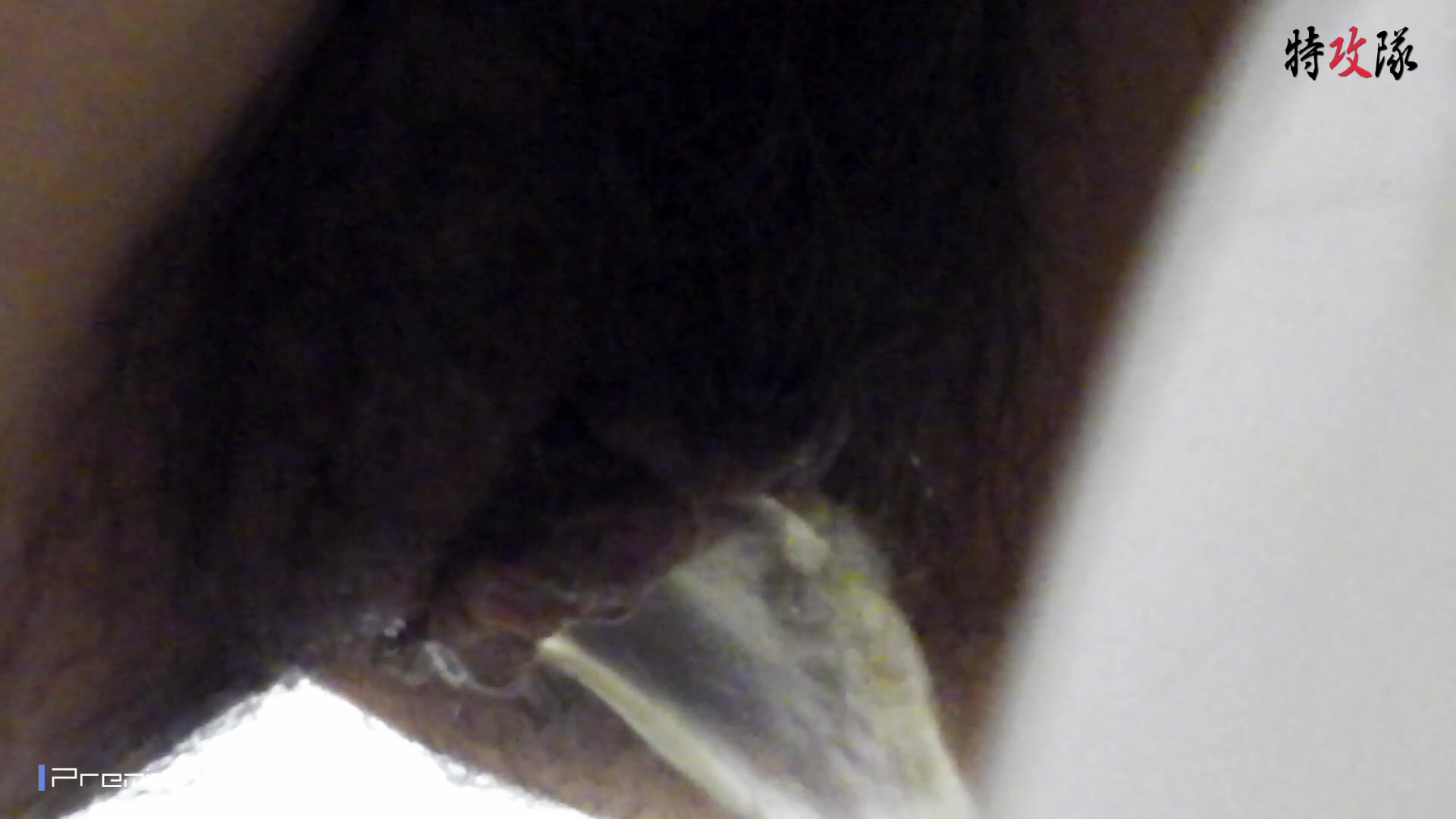 最新流出蹲守公共女衛生間隔間拍攝到的多位年輕漂亮美眉如廁噓噓 有個妹子尿完居然還揉捏陰唇自慰 1080P高清原版