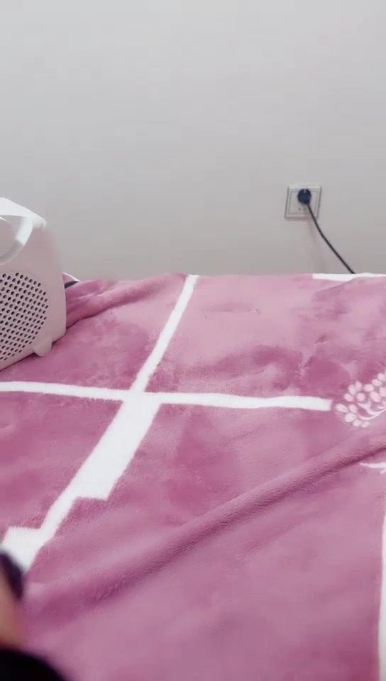 剧情演绎】美团上买了个假阳具 女外卖员送货上门进行勾引，直接推到一顿狂艹内射