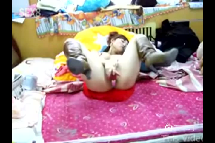 骚逼老婆性欲特别旺盛 要求先让我给她自慰[天b20140923]_1.mp4