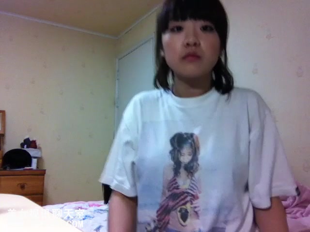 學生模樣的微胖大奶黑木耳淫蕩微拍視訊(整合版)