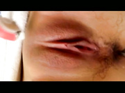 95年细腰粉妹先剃毛再干