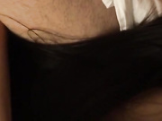 露脸穿缕空装的女友与我爱爱