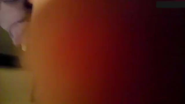 超嫩漂亮女友，鸡巴加AV棒都制服不了