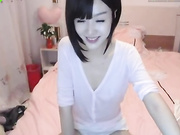 超有趣国内主播大秀淫语对白穴里插跟黄瓜说自己长JB了