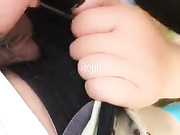 三寸金莲女主播按观众要求把会所健身教练勾引到附近公园口爆啪啪这教练吃奶的样子真猥琐