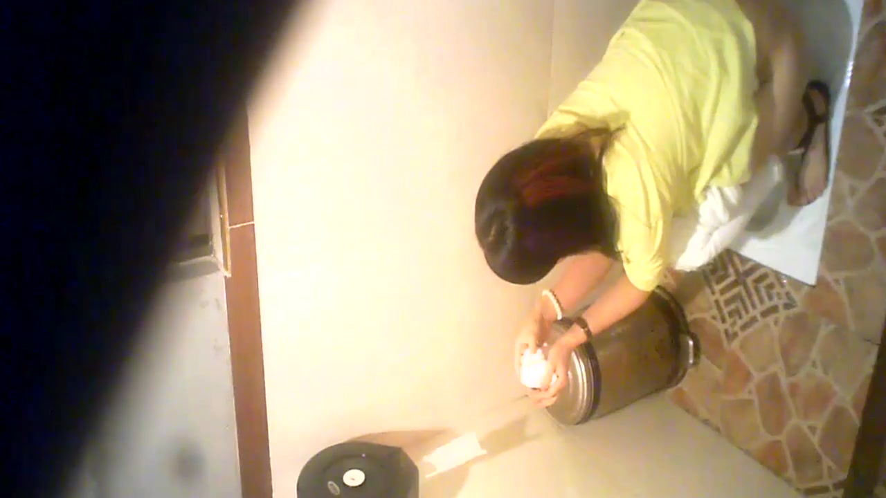 咖啡馆厕所偷拍